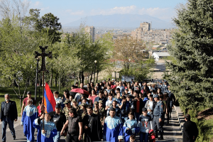 Ապրիլից 2 տարի անց։ Նրանք ապրում են